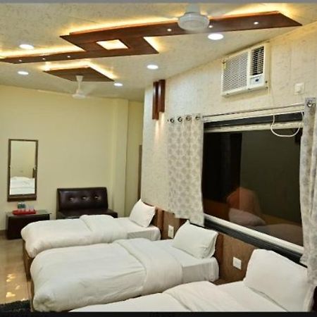 Hotel Raghuveer Inn By Bookingcare Sitapur Muafi Extérieur photo