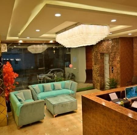 Hotel Raghuveer Inn By Bookingcare Sitapur Muafi Extérieur photo