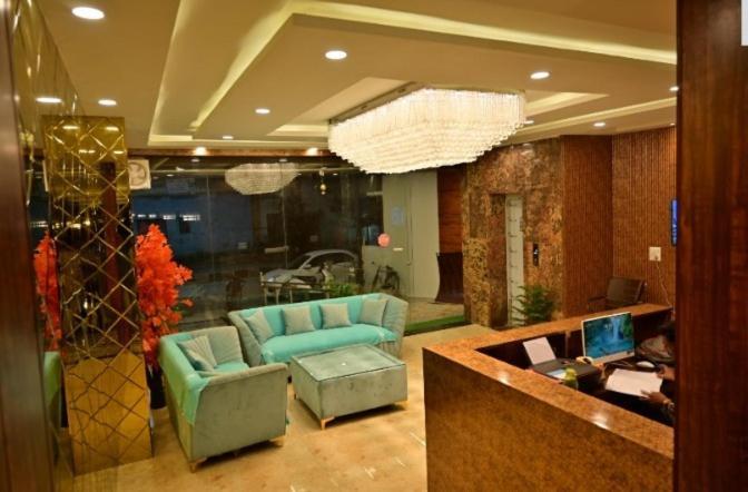 Hotel Raghuveer Inn By Bookingcare Sitapur Muafi Extérieur photo